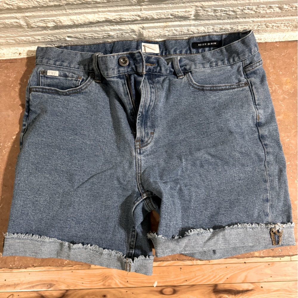 RVCA Hexed denim cut off short 36
